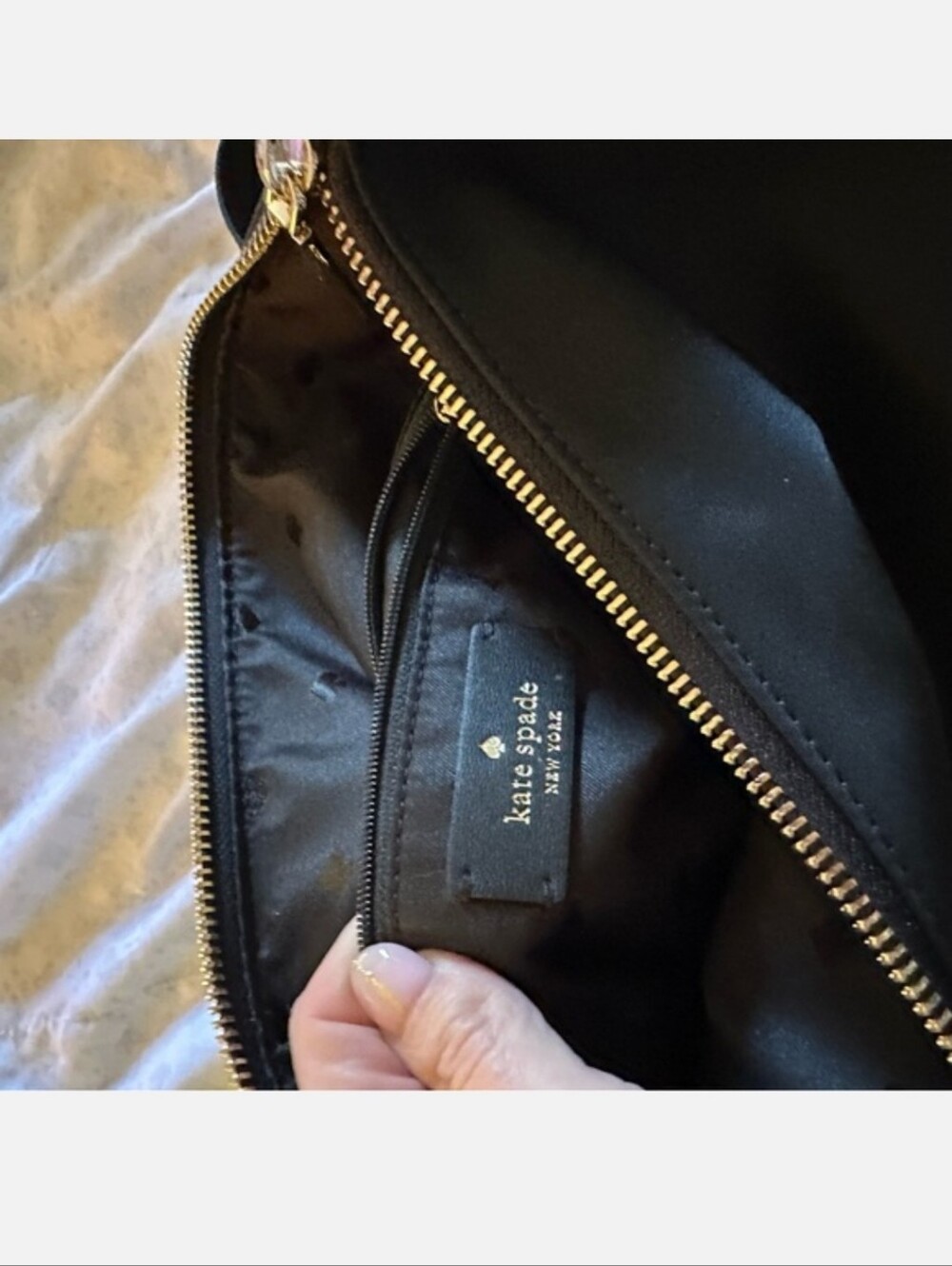 kate spade Chelsea Bucket Crossbody Bag - Picture 3 of 3